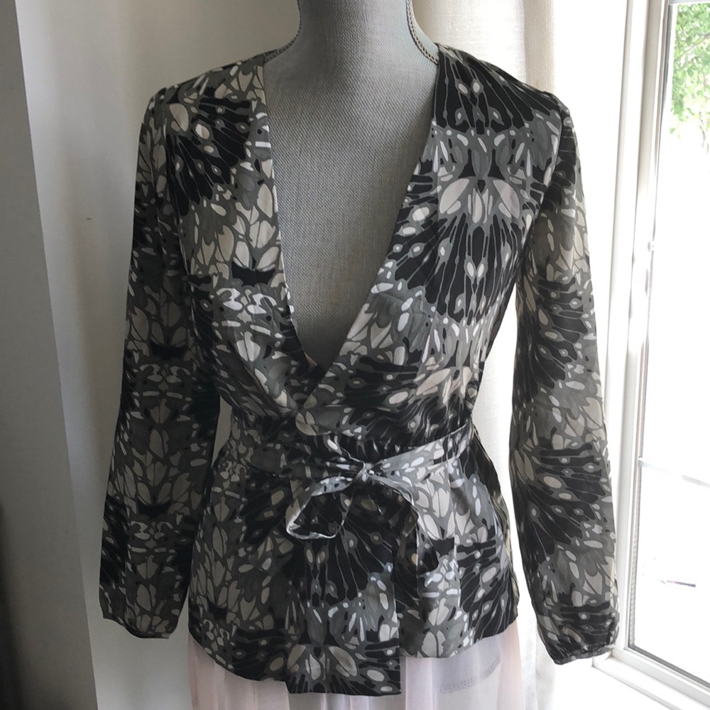Banana Republic Wrap Blouse / Cardiagn